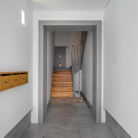 Whome - Brand New Luxury 4-bed With Riverside Views & Ac *