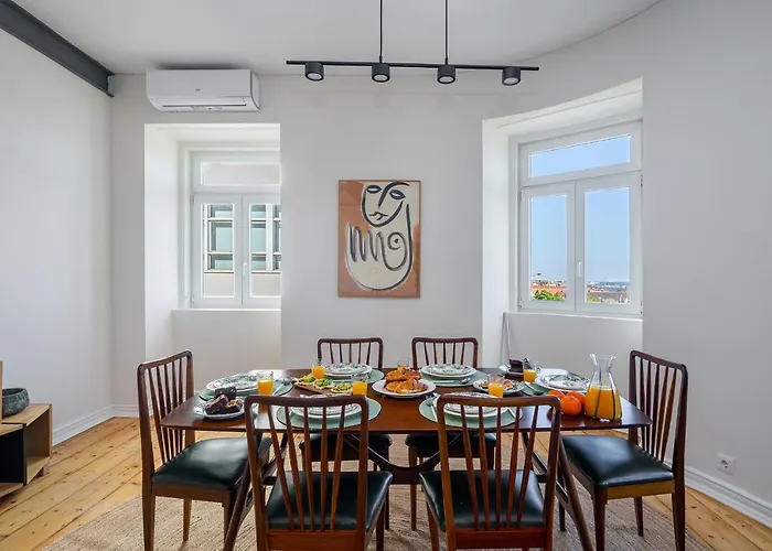 Whome - Brand New Luxury 4-bed With Riverside Views & Ac شقة