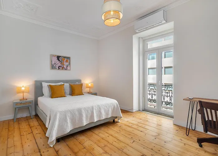 Whome - Brand New Luxury 4-bed With Riverside Views & Ac شقة *