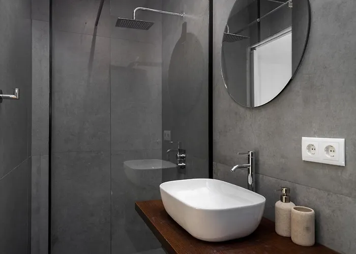 شقة Whome - Brand New Luxury 4-bed With Riverside Views & Ac