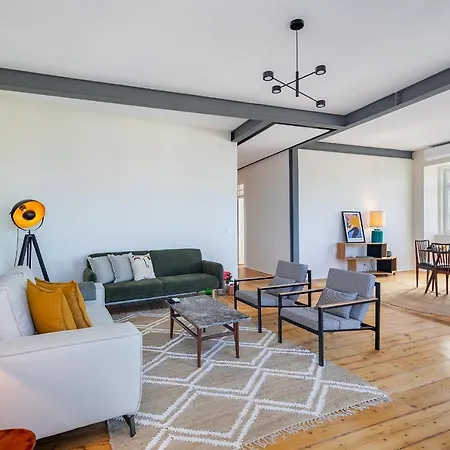 Whome - Brand New Luxury 4-bed With Riverside Views & Ac Lejlighed *