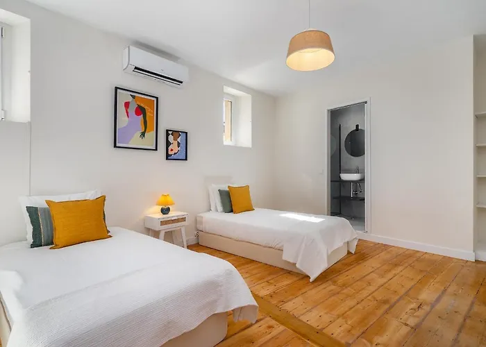 Apartment Whome - Brand New Luxury 4-bed With Riverside Views & Ac