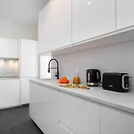 Whome - Brand New Luxury 4-bed With Riverside Views & Ac Lisboa